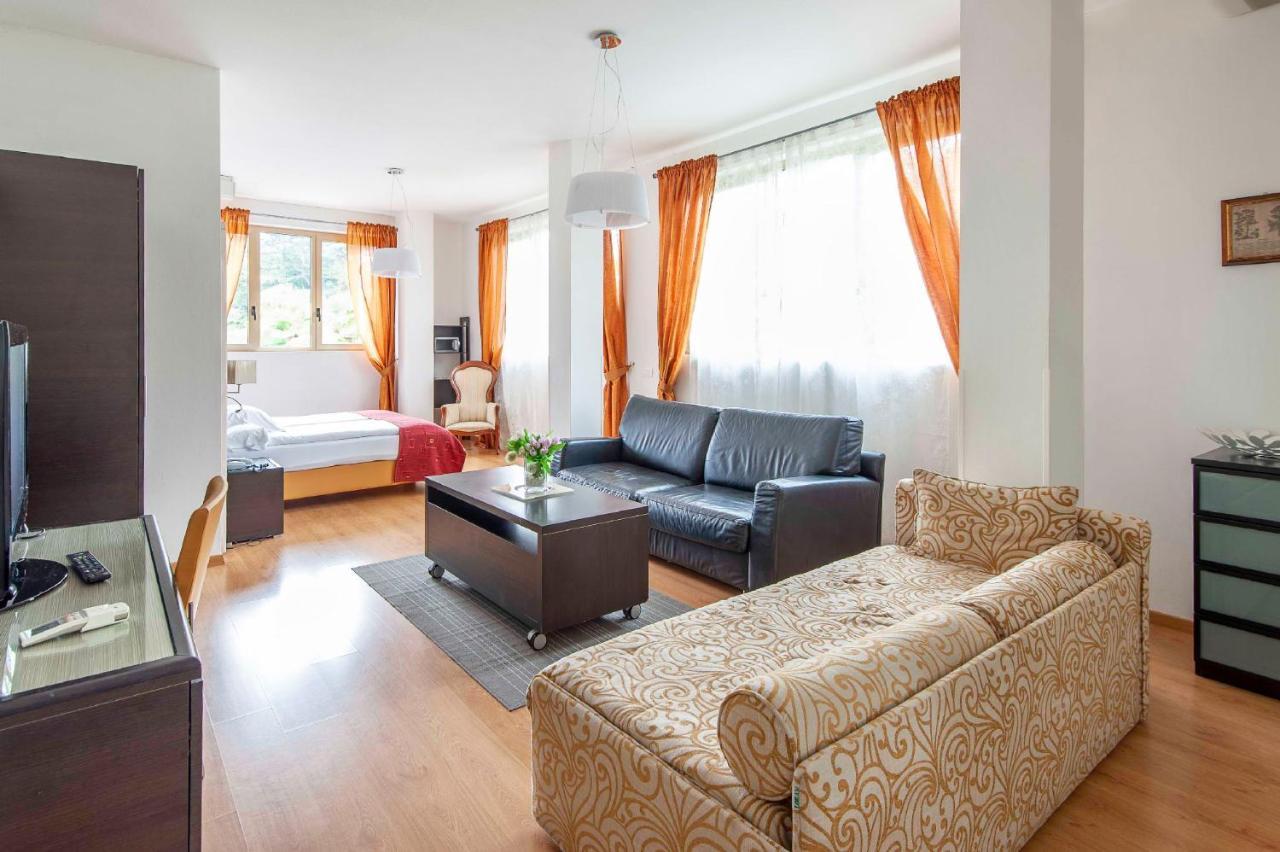 Hotel Venezia Riva del Garda